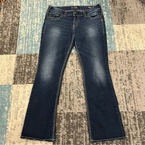 Suki Mid Slim Bootcut Jeans
